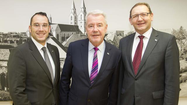Bischof Genge zu Besuch bei Bürgermeister Schneeberger